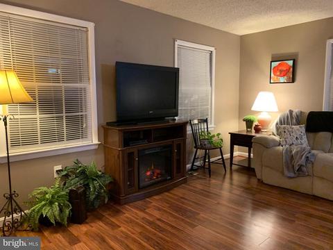13009 Silver Cloud Rd, Bealeton, VA 22712 photo 1