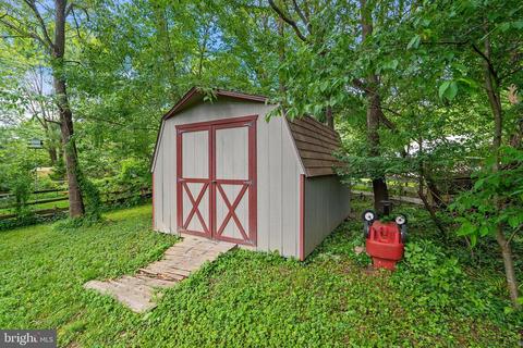 4065 Roberts Cir, Marshall, VA 20115 photo 32