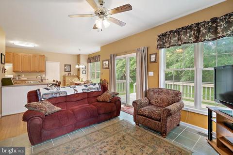 4065 Roberts Cir, Marshall, VA 20115 photo 14