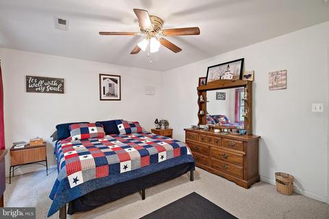 4065 Roberts Cir, Marshall, VA 20115 photo 23