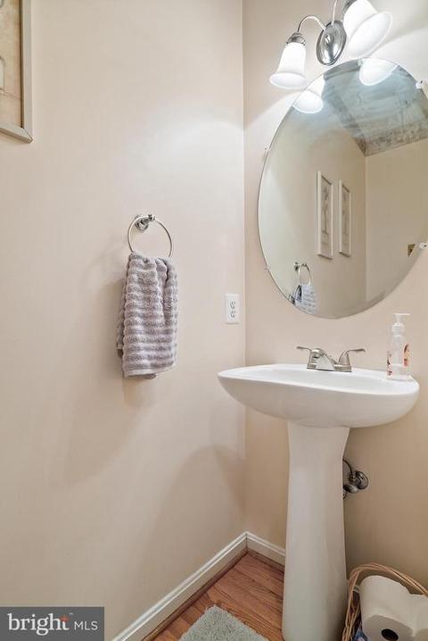 4065 Roberts Cir, Marshall, VA 20115 photo 21