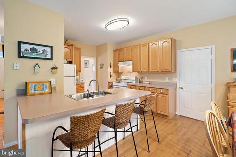 4065 Roberts Cir, Marshall, VA 20115 photo 16