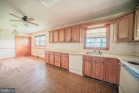 5014 Casanova Rd, Warrenton, VA 20187 photo 5