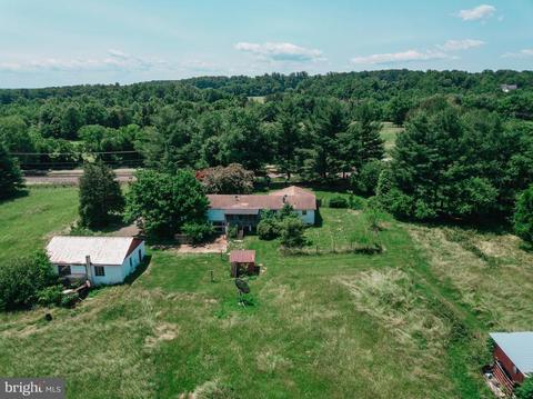 5014 Casanova Rd, Warrenton, VA 20187 photo 2