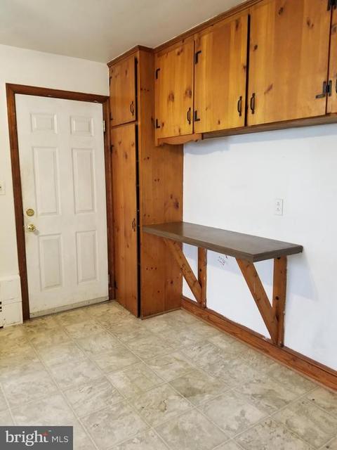 6299 Catlett Rd, Bealeton, VA 22712 photo 4