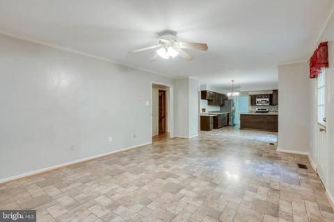 5742 Pendleton Ln, Warrenton, VA 20187 photo 18