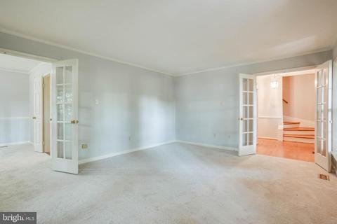 5742 Pendleton Ln, Warrenton, VA 20187 photo 6
