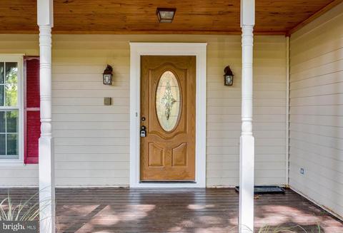 5742 Pendleton Ln, Warrenton, VA 20187 photo 4