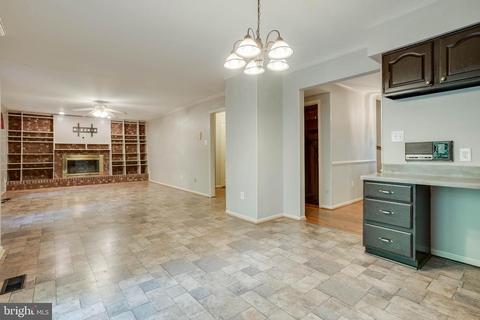 5742 Pendleton Ln, Warrenton, VA 20187 photo 16