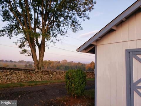 7316 Rectors Ln, Marshall, VA 20115 photo 5