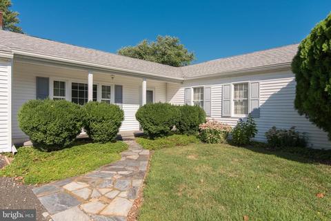 7316 Rectors Ln, Marshall, VA 20115 photo 1