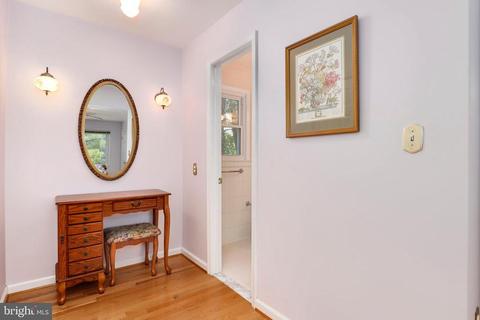 5797 Georgetown Rd, Broad Run, VA 20137 photo 17