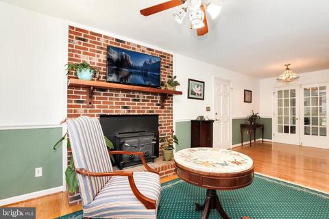 5797 Georgetown Rd, Broad Run, VA 20137 photo 12