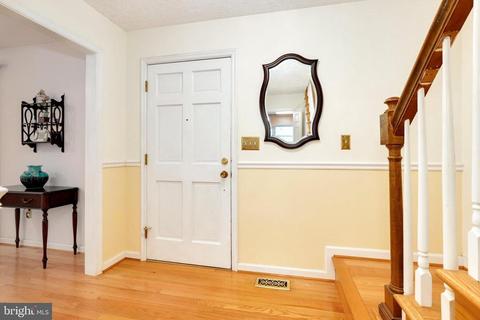 5797 Georgetown Rd, Broad Run, VA 20137 photo 3