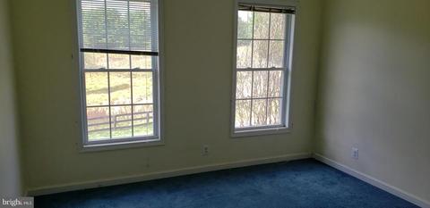 7785 Citation Dr, Marshall, VA 20115 photo 38