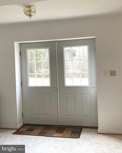 5379 Sumerduck Rd, Sumerduck, VA 22742 photo 14