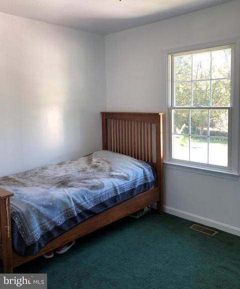 5379 Sumerduck Rd, Sumerduck, VA 22742 photo 11