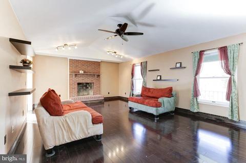 7915 Citation Dr, Marshall, VA 20115 photo 13