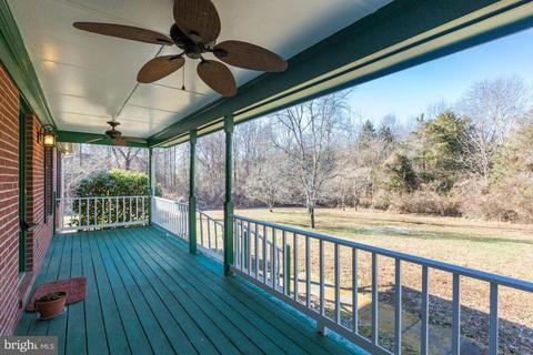 7915 Citation Dr, Marshall, VA 20115 photo 6