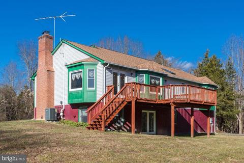 7915 Citation Dr, Marshall, VA 20115 photo 2