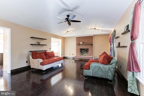 7915 Citation Dr, Marshall, VA 20115 photo 11