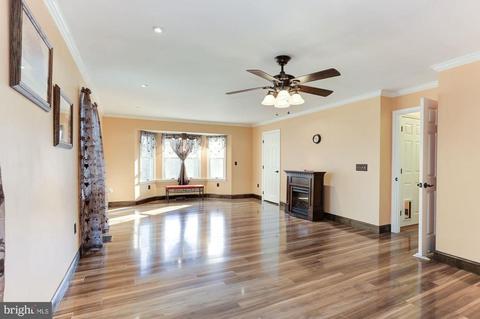7915 Citation Dr, Marshall, VA 20115 photo 40