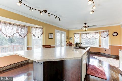7915 Citation Dr, Marshall, VA 20115 photo 27