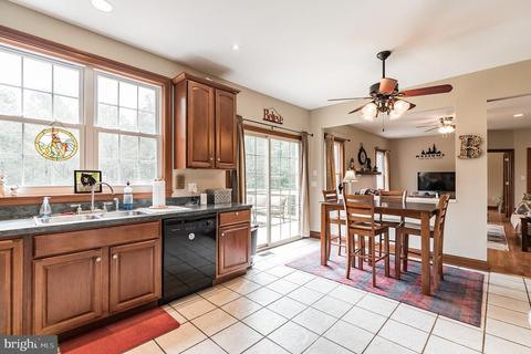 7019 Olinger Rd, Marshall, VA 20115 photo 14