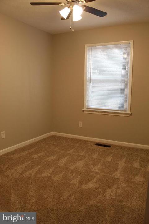 14070 Silver Hill Rd, Sumerduck, VA 22742 photo 17