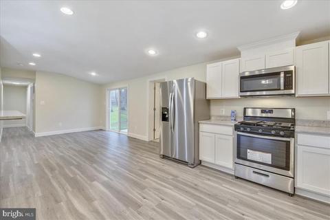 7931 Leeds Manor Rd, Marshall, VA 20115 photo 5
