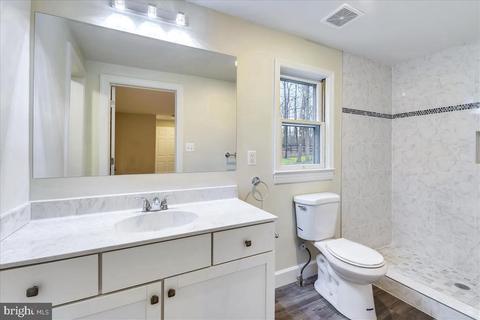 7931 Leeds Manor Rd, Marshall, VA 20115 photo 12