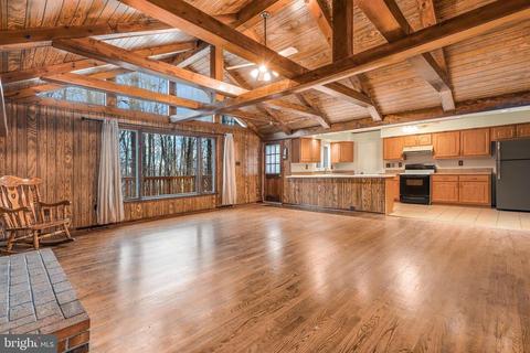 5562 Snow Mountain Rd, Broad Run, VA 20137 photo 2