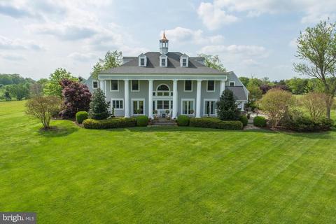 7673 Charnick Rd, Marshall, VA 20115 photo 4