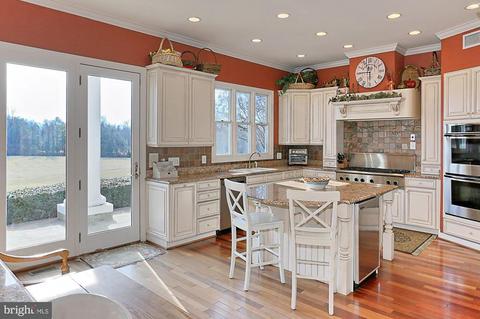 7673 Charnick Rd, Marshall, VA 20115 photo 13