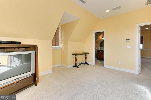7673 Charnick Rd, Marshall, VA 20115 photo 65