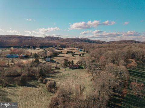 5052 Fairview Ln, Broad Run, VA 20137 photo 10