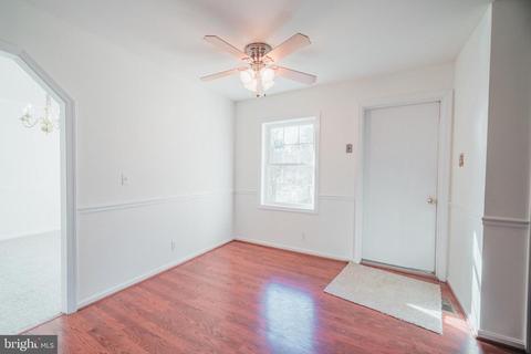 5052 Fairview Ln, Broad Run, VA 20137 photo 17