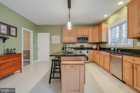 9094 Groundhog Ln, Marshall, VA 20115 photo 13