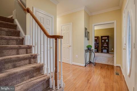 9094 Groundhog Ln, Marshall, VA 20115 photo 7