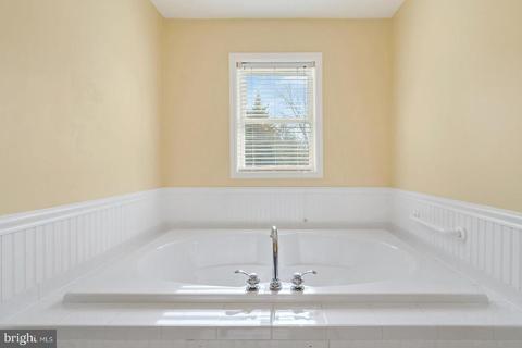 10399 Ada Rd, Marshall, VA 20115 photo 25