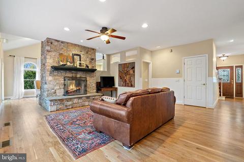 6276 Beverleys Mill Rd, Broad Run, VA 20137 photo 6