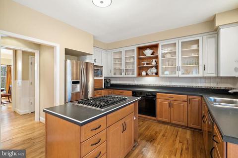 6276 Beverleys Mill Rd, Broad Run, VA 20137 photo 12