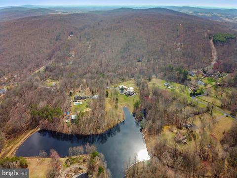 9362 Ada Rd, Marshall, VA 20115 photo 4