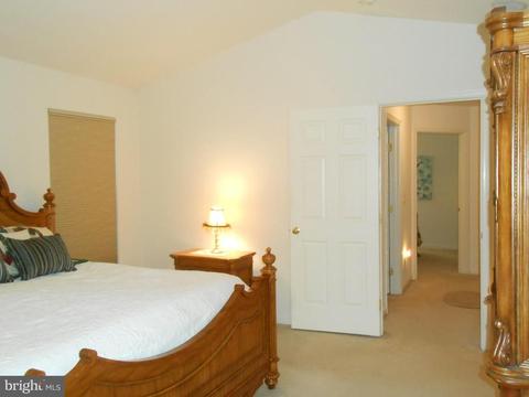 400 Singleton Cir, Warrenton, VA 20186 photo 36