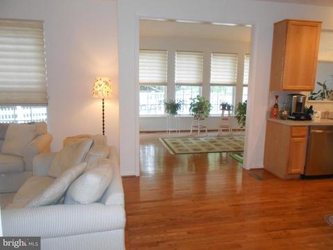 400 Singleton Cir, Warrenton, VA 20186 photo 13