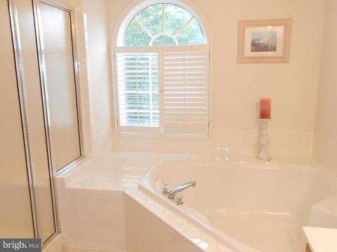 400 Singleton Cir, Warrenton, VA 20186 photo 40