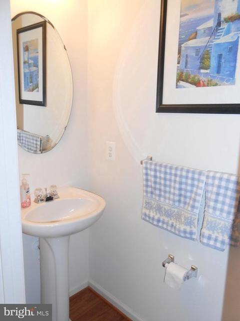 400 Singleton Cir, Warrenton, VA 20186 photo 33