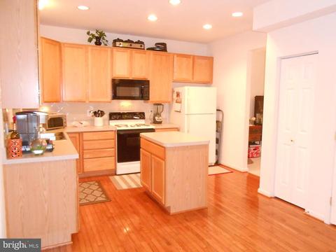 400 Singleton Cir, Warrenton, VA 20186 photo 24