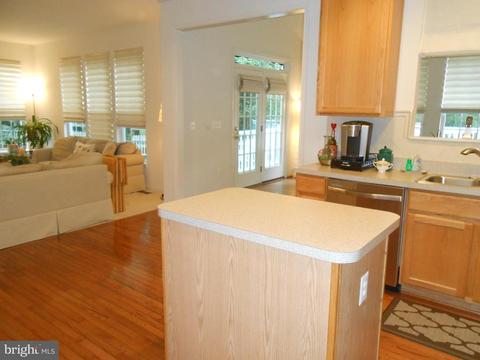 400 Singleton Cir, Warrenton, VA 20186 photo 27