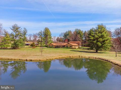 6087 Georgetown Rd, Broad Run, VA 20137 photo 1